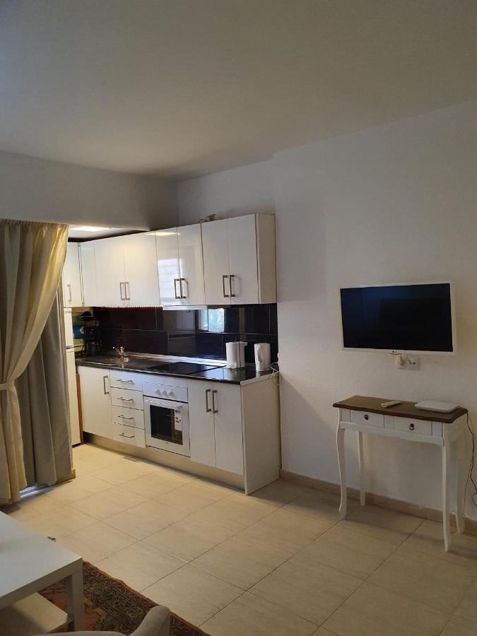 Apartment Pyr Fuengirola Bagian luar foto