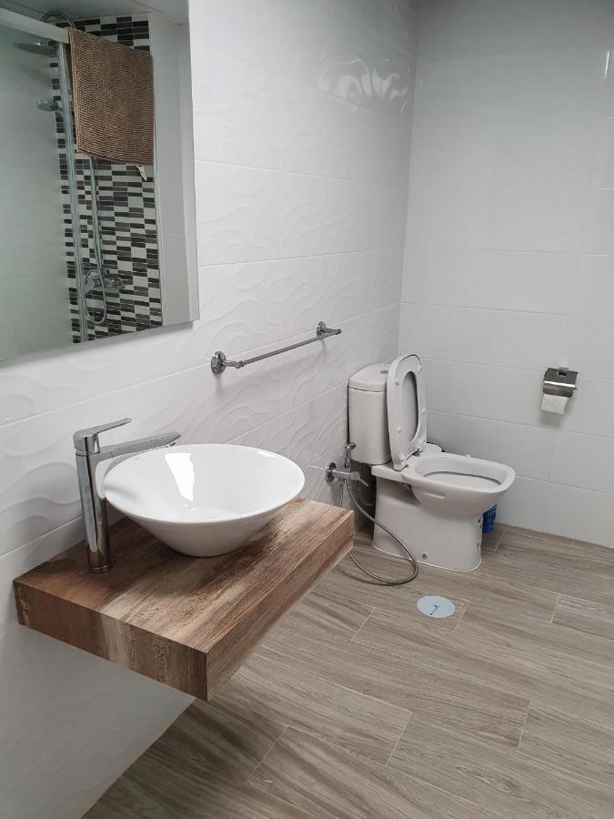 Apartment Pyr Fuengirola Bagian luar foto