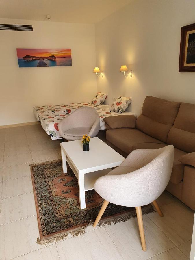Apartment Pyr Fuengirola Bagian luar foto