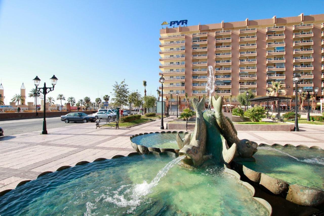 Apartment Pyr Fuengirola Bagian luar foto