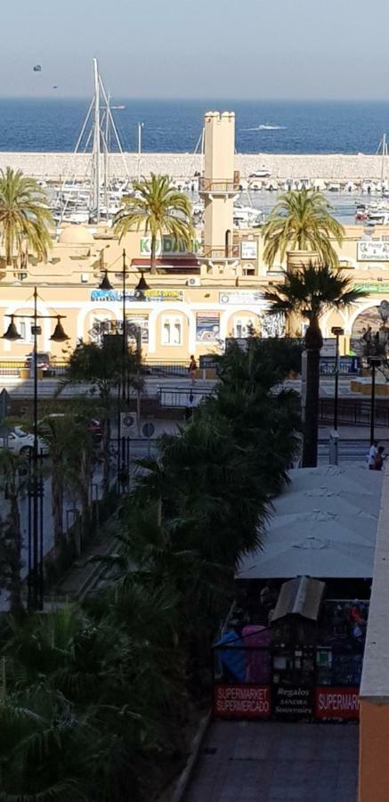 Apartment Pyr Fuengirola Bagian luar foto